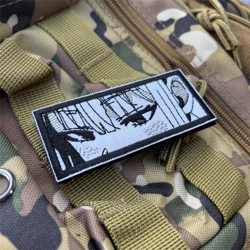 Parche bordado de ojos de chica táctica para ropa, insignia de moral, gancho, parches de Anime, pegatinas para mochila, brazalete - imagen 3