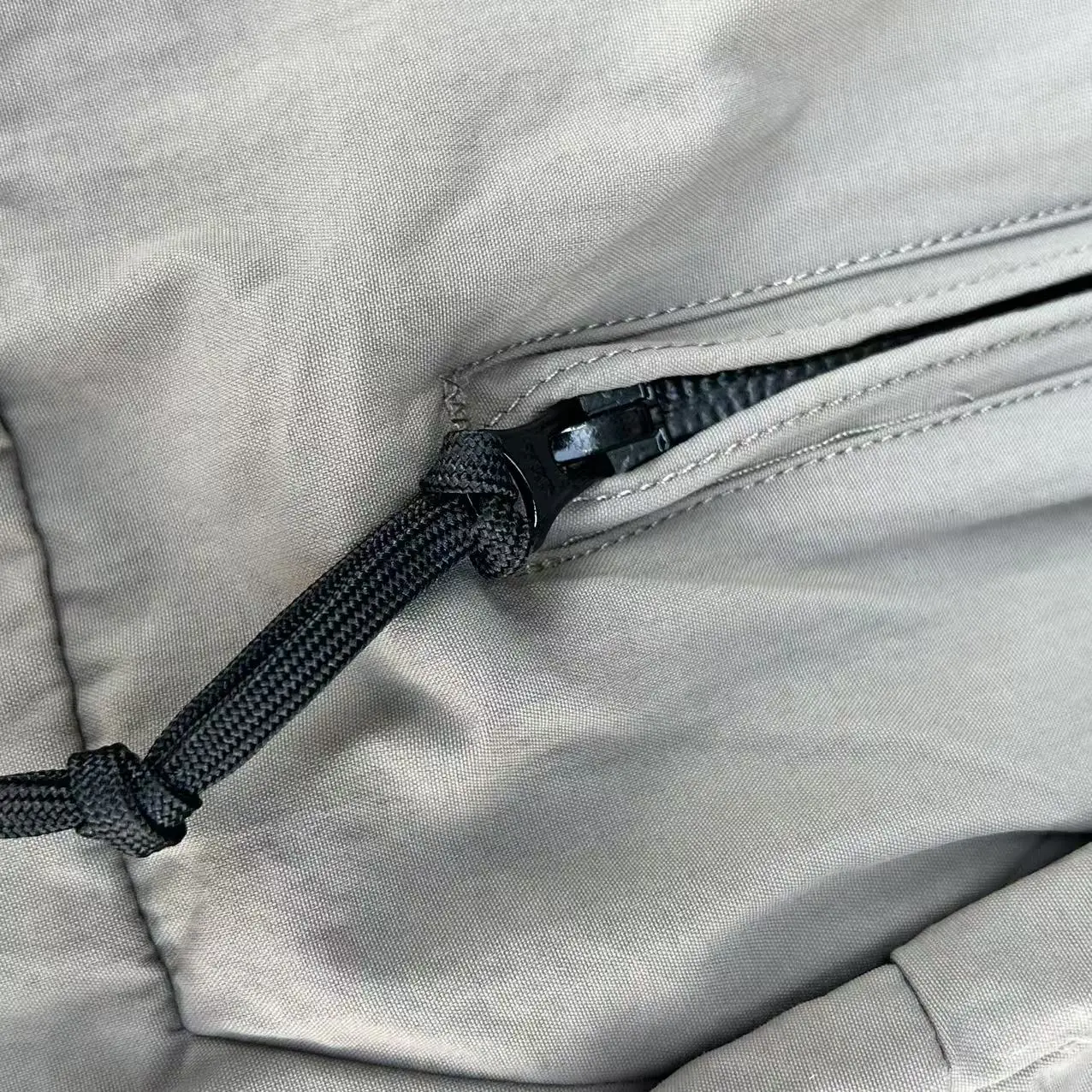 Chaqueta táctica gris suave para exteriores, chaqueta a prueba de viento con capucha versión de primera generación PCU L5 - imagen 3