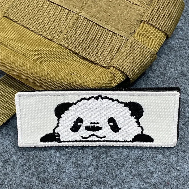 Parche bordado de Panda lindo, insignia de moral de dibujos animados, gancho y lazo, brazalete, mochila, ropa, accesorio decorativo, pegatinas - imagen 2
