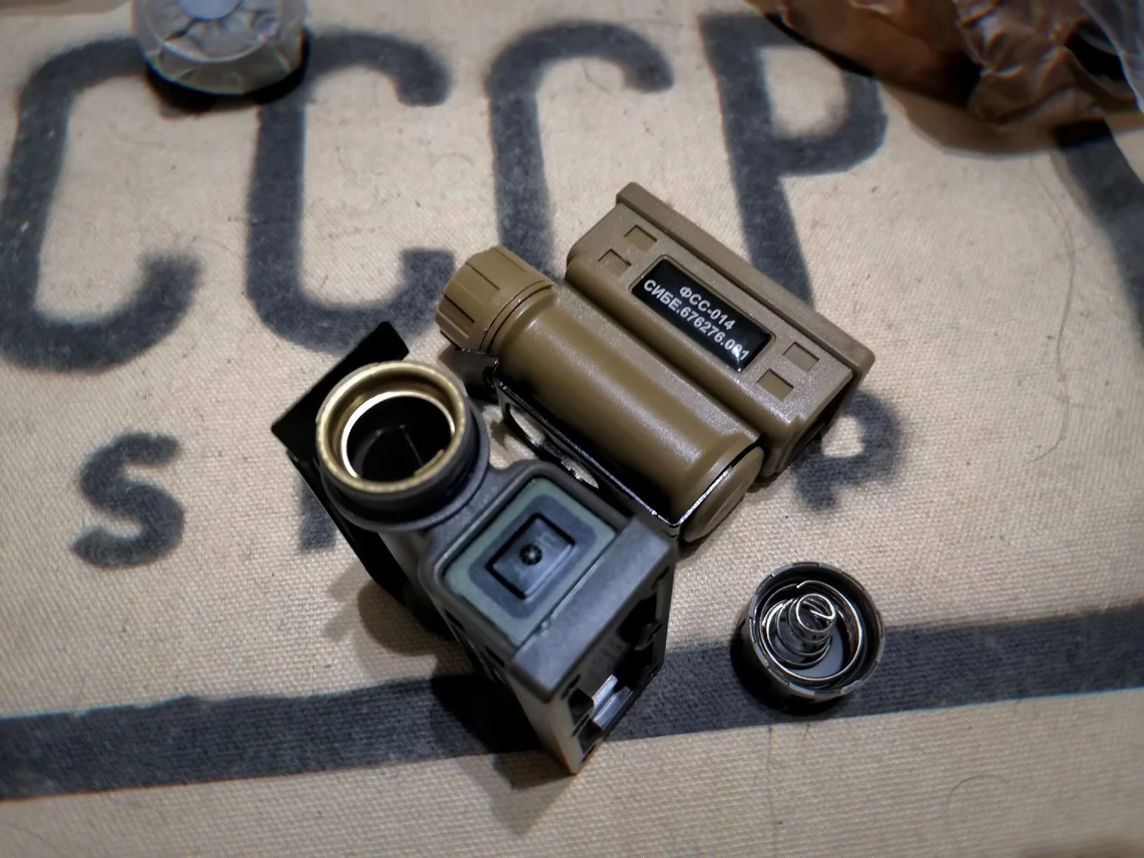 Luz de señal de luz de casco táctica FSS-014 6B47 luz de casco multifuncional 6E2 - imagen 5