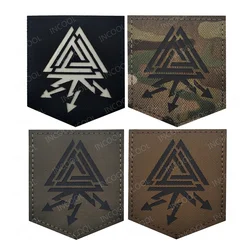 Parche táctico vikingo lobo brújula 3D reflectante