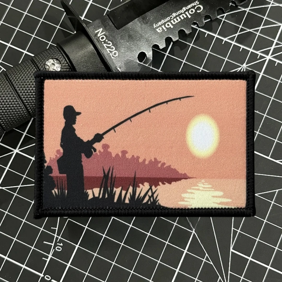 Parche táctico de moral de pesca de pescador de amanecer, parches de gancho y bucle impresos de trucha de pesca con mosca del ejército militar para ropa - imagen 3