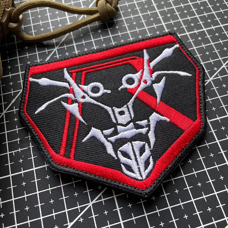 Kamen Rider Knight Mask Badge Embroidery Patch DIY Backpack Sticker Decorative Cloth Armband for Anime Fans - imagen 2