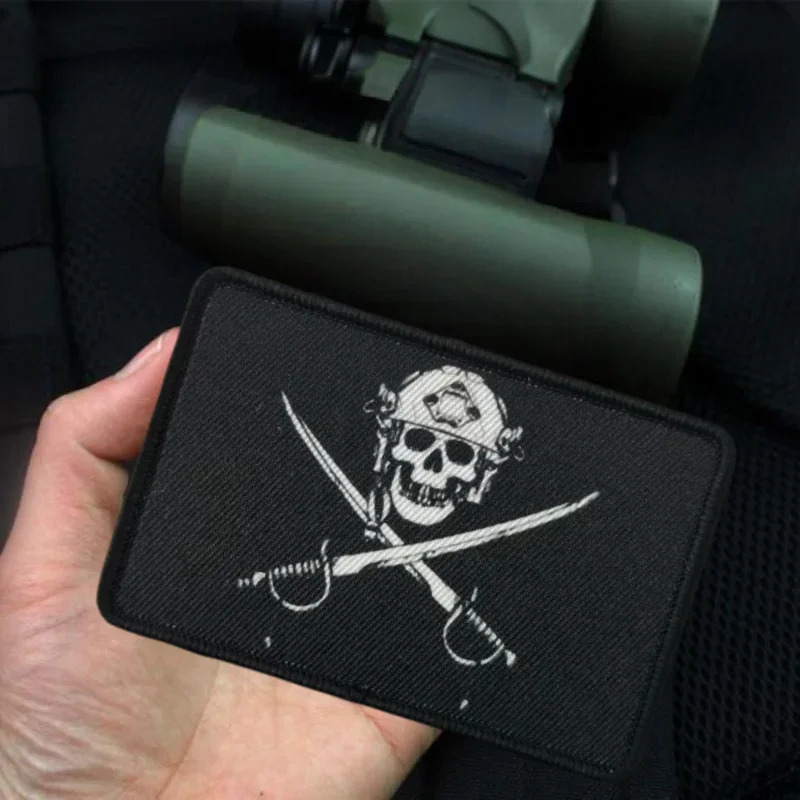 Parche con estampado de esqueleto Reaper, accesorios militares tácticos, insignia de moral de doble espada, parches para mochila con gancho y bucle para ropa - imagen 4