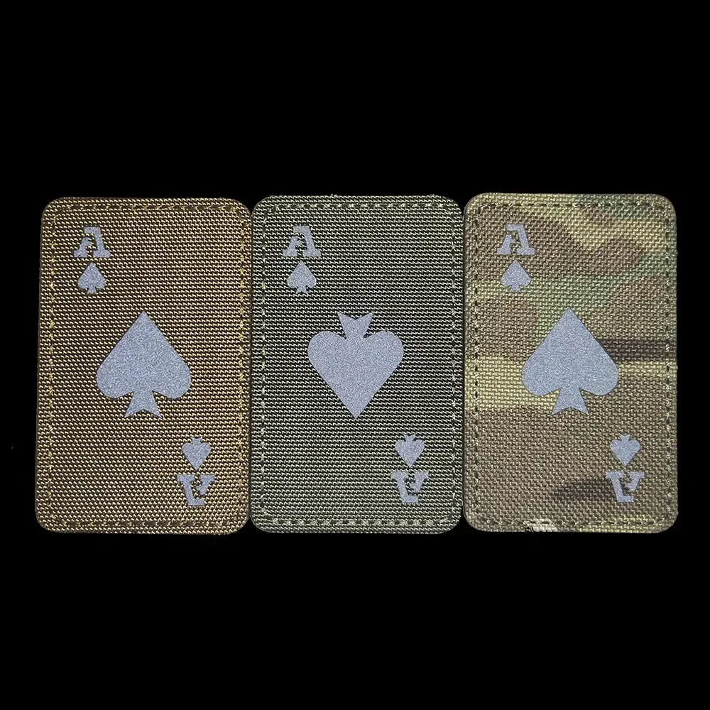 Parche de póker para mochilas, pegatina táctica militar reflectante de gancho y bucle, insignias de moral bordadas de Ace Spades - imagen 5