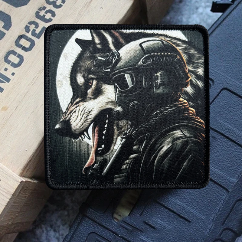 Parche táctico Warrior&Wolf con velcro – Insignia militar del ejército - imagen 4