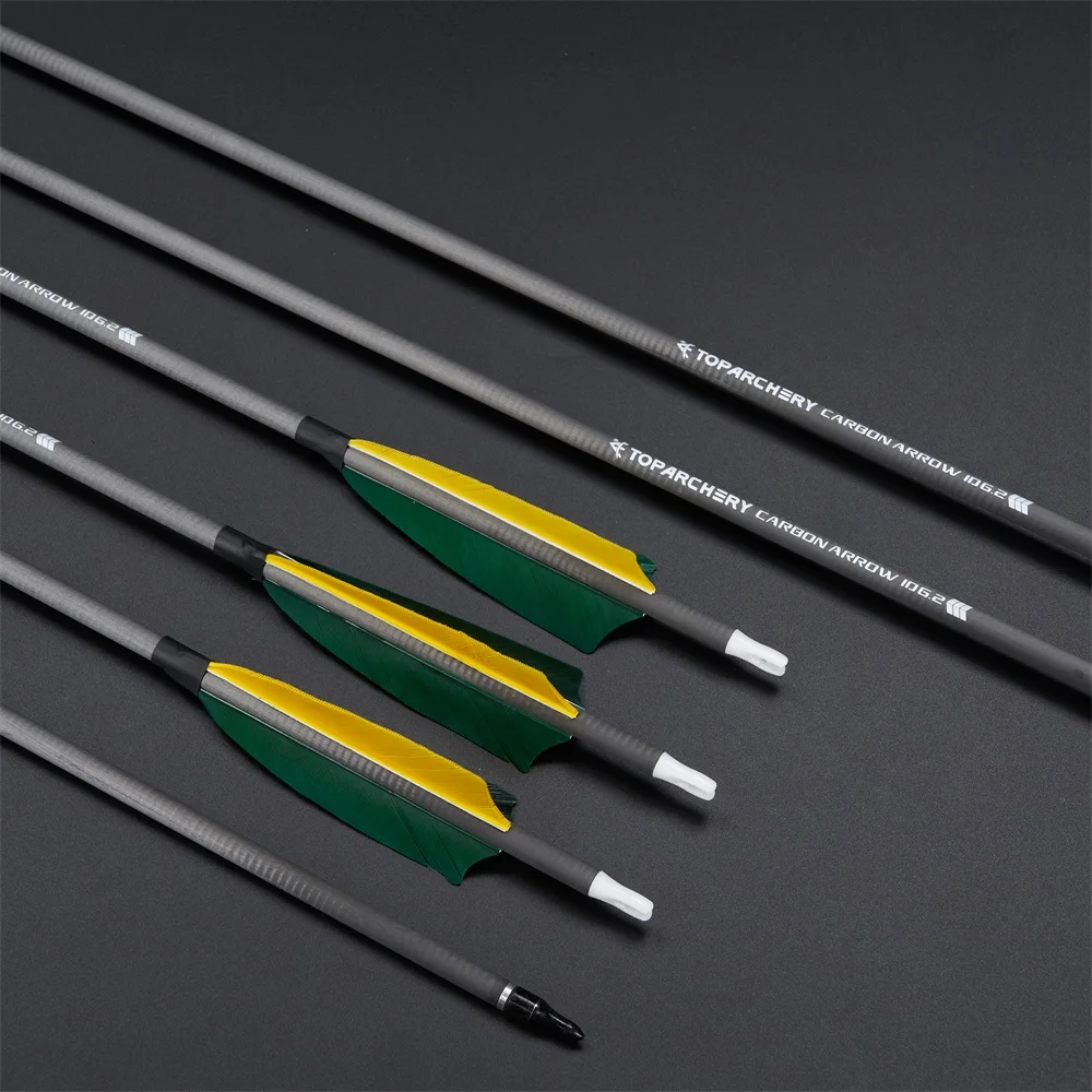 Toparchery Juego de Flechas de Carbono con Plumas Naturales para Arco - imagen 4