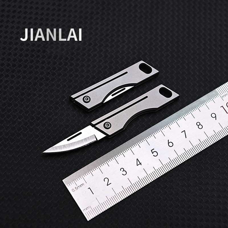 Cuchillo EDC plegable titanio TC4 con llavero compacto