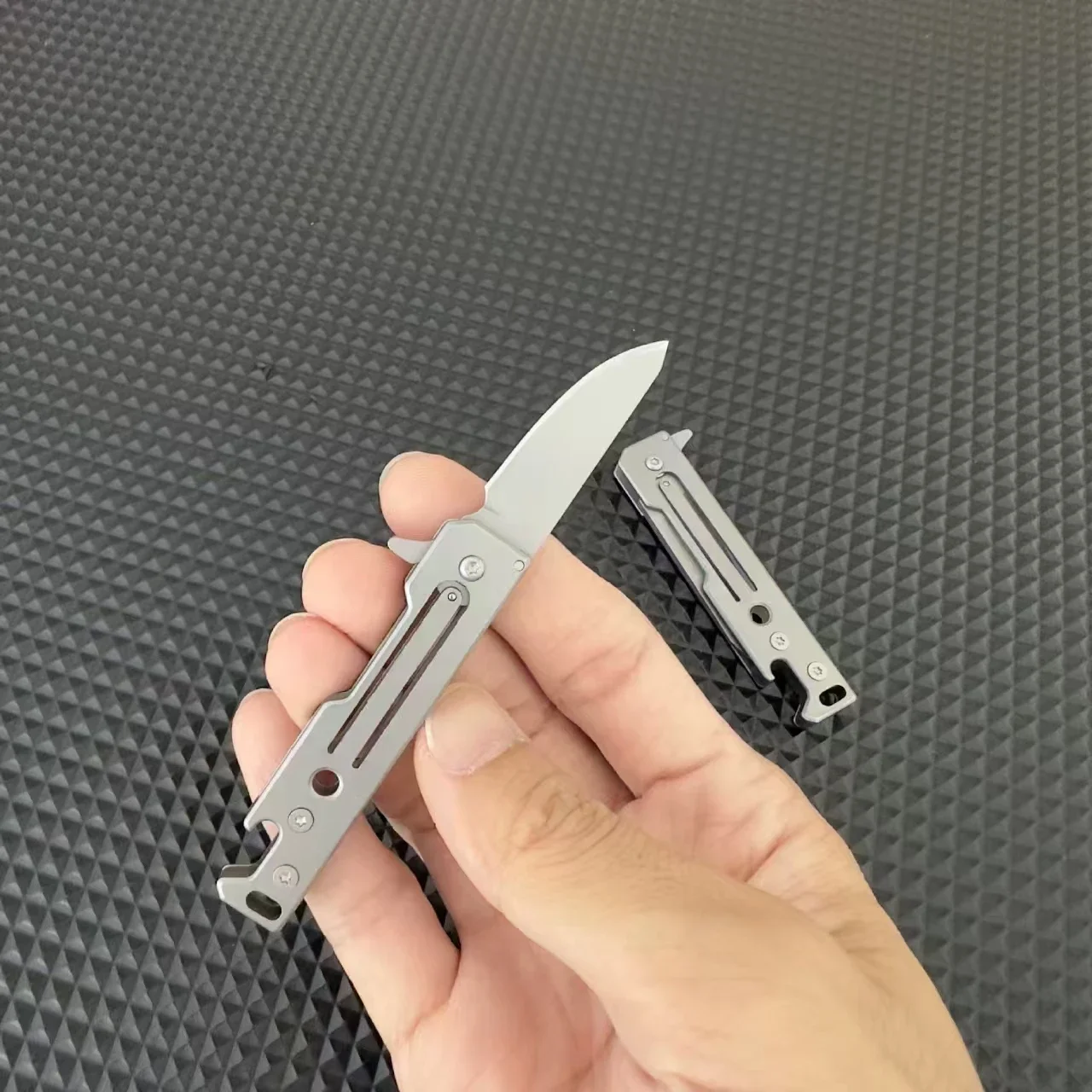 Nuevo Mini cuchillo de acero para exterior y unboxing