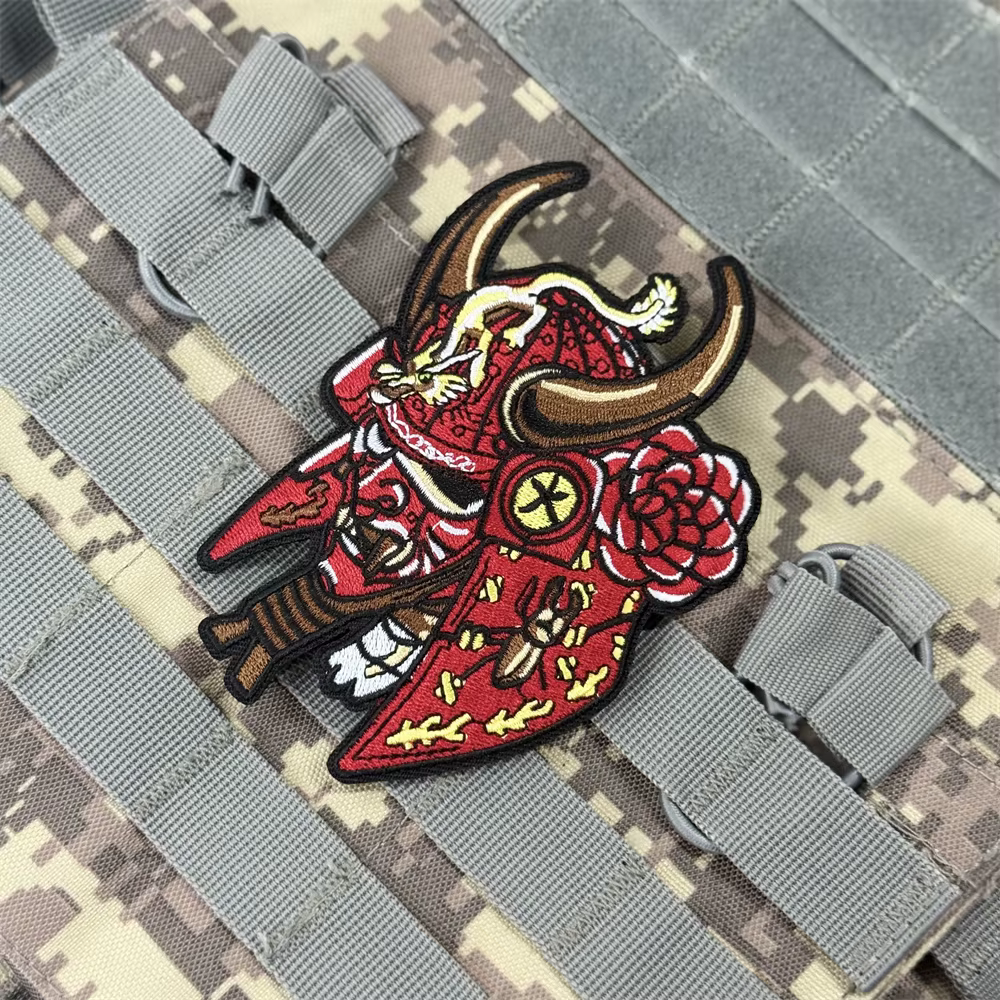 Parche táctico casco samurái japonés con velcro para mochilas MOLLE