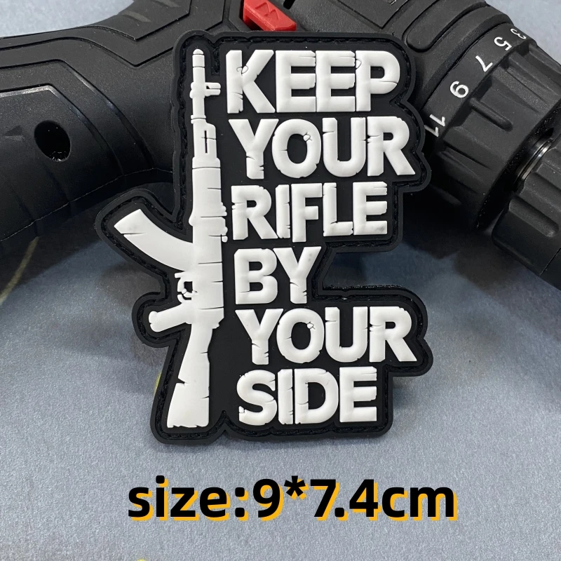 Parche luminoso de Call of Duty Bravo SIX Going Dark RIFLE a tu lado, insignia de moral táctica, letras FAFO, insignia de moral de gancho y bucle - imagen 3