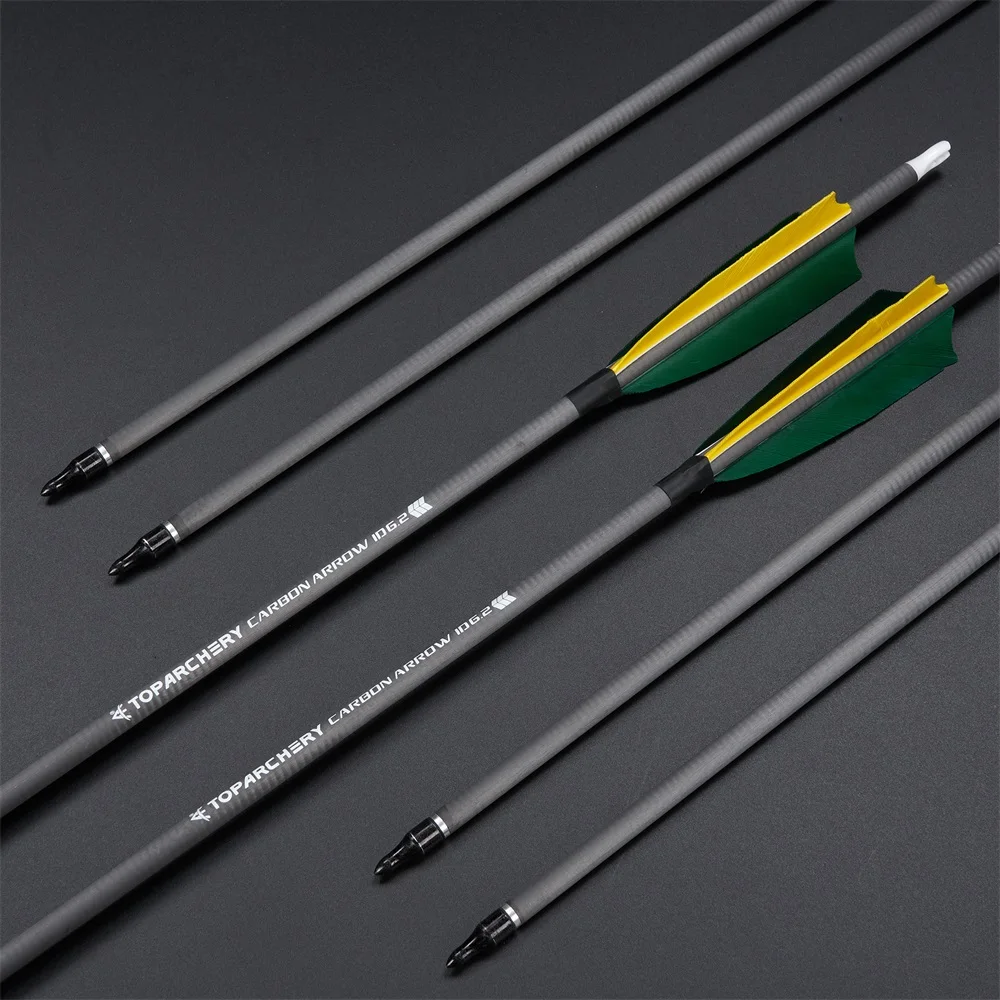 Toparchery Juego de Flechas de Carbono con Plumas Naturales para Arco - imagen 5