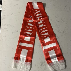 Bufanda Austria doble cara satén estampada con borlas