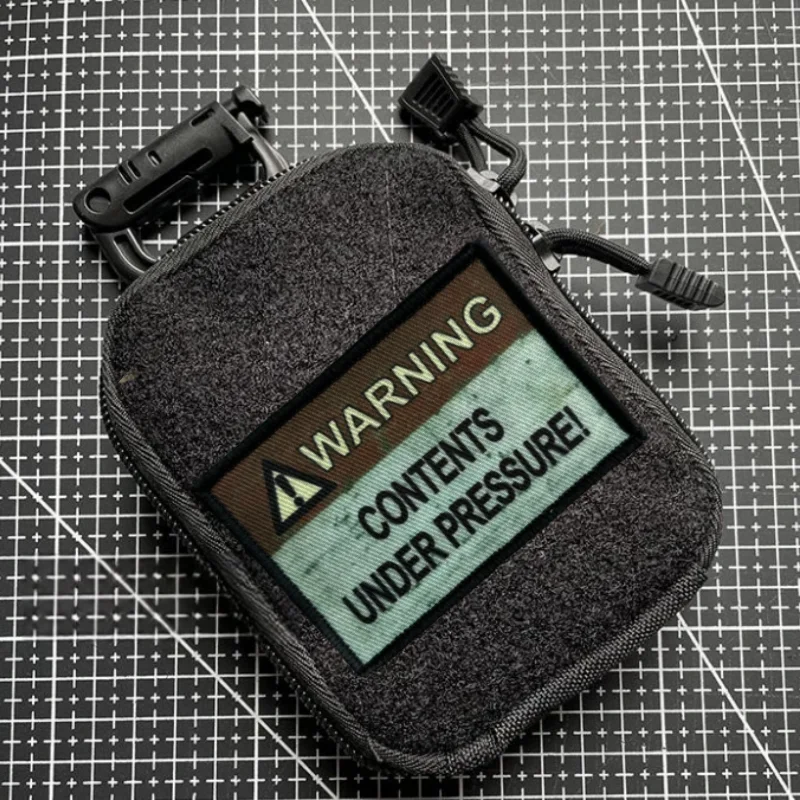 Parche bajo presión con contenido de advertencia, tácticas militares, insignia con estampado moral, brazalete, gancho y bucle, mochila, pegatinas para ropa - imagen 3