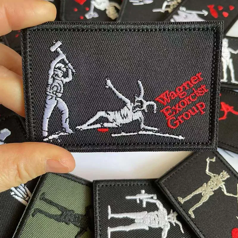 Emblema de la bandera pirata Barba negra Edward Teach insignia táctica apliques de tela parche de gancho y bucle bordado para brazalete, mochila - imagen 4