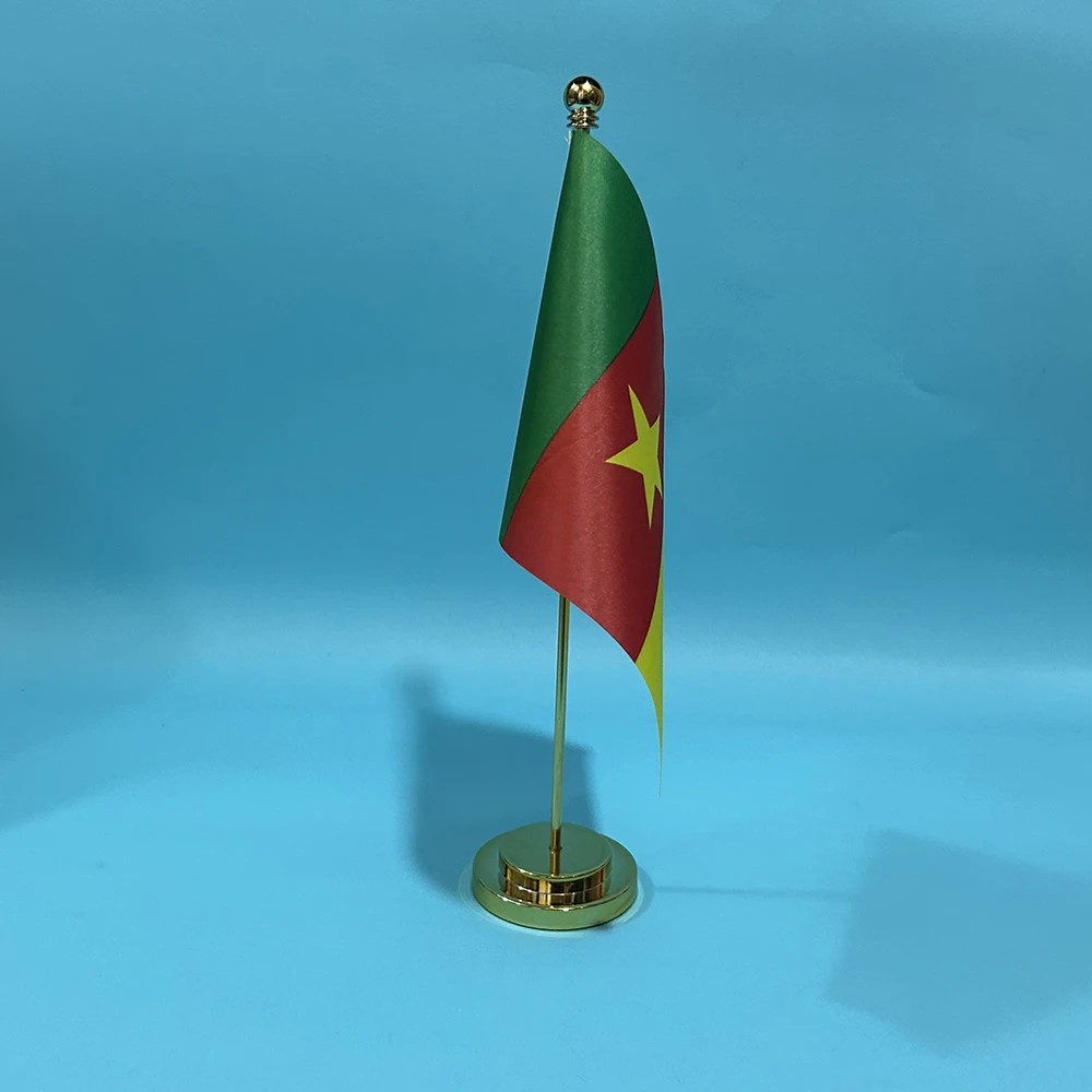 Bandera de Camerún en poliéster para escritorio y oficina - imagen 4