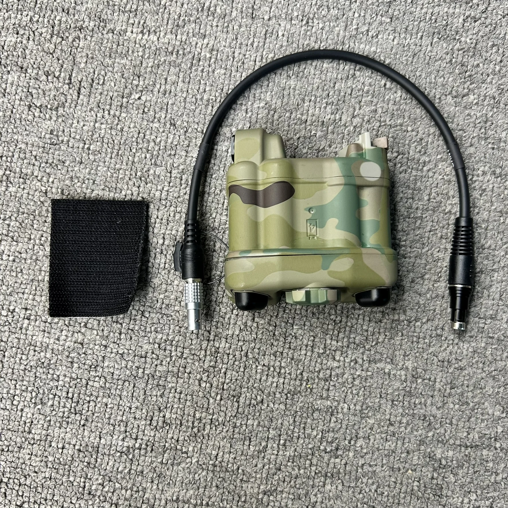 Caja de alimentación de batería NVG con soporte para casco táctico FMA para PVS-31 IR estroboscópico equipo de aventura al aire libre - imagen 3