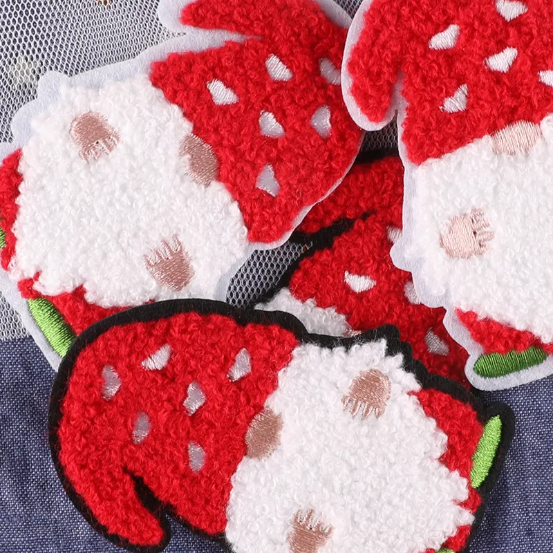 Parche navideño, parches bordados, insignia de dibujos animados, pequeños parches artesanales, parches compactos para sombreros, insignia para planchar para vacaciones - imagen 4