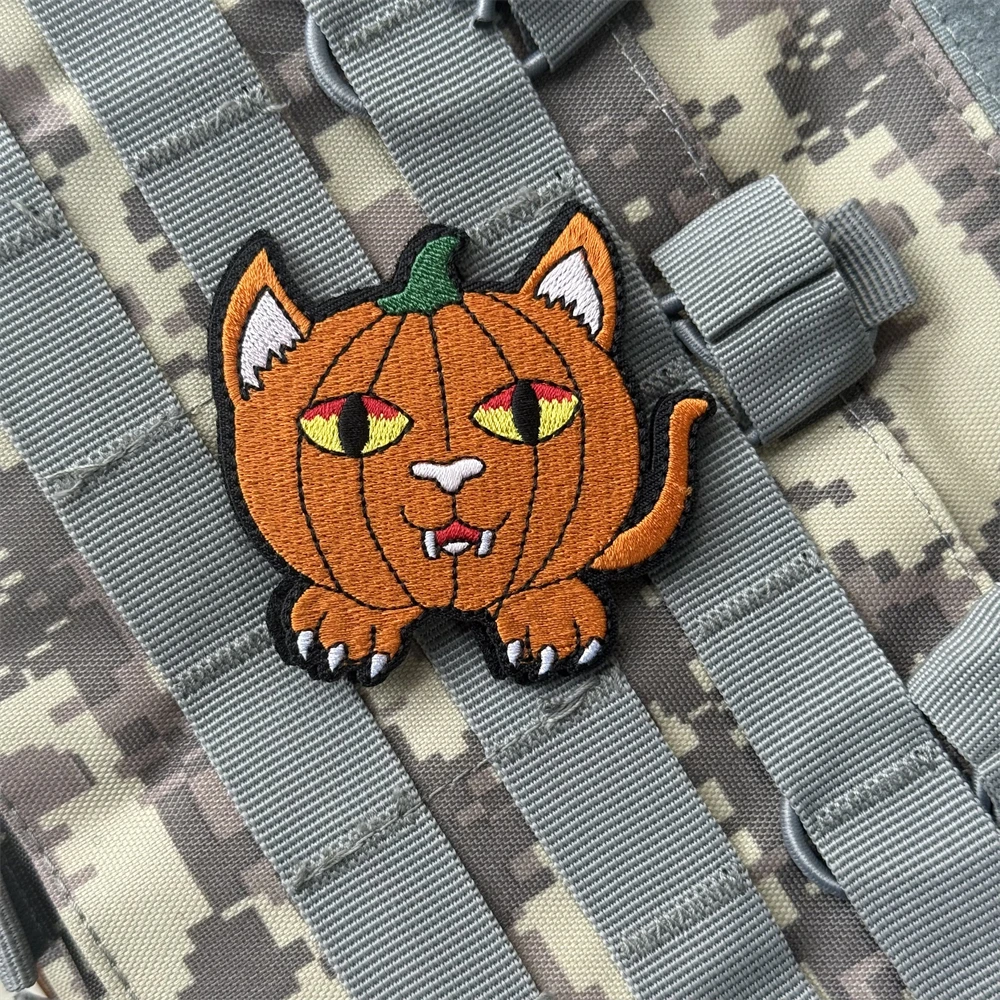 Chevron Morale Tactical Patch "Orange Pumpkin Cat" Military Embroidered Hook and Loop Patches for Clothing Backpack Sticker - imagen 3