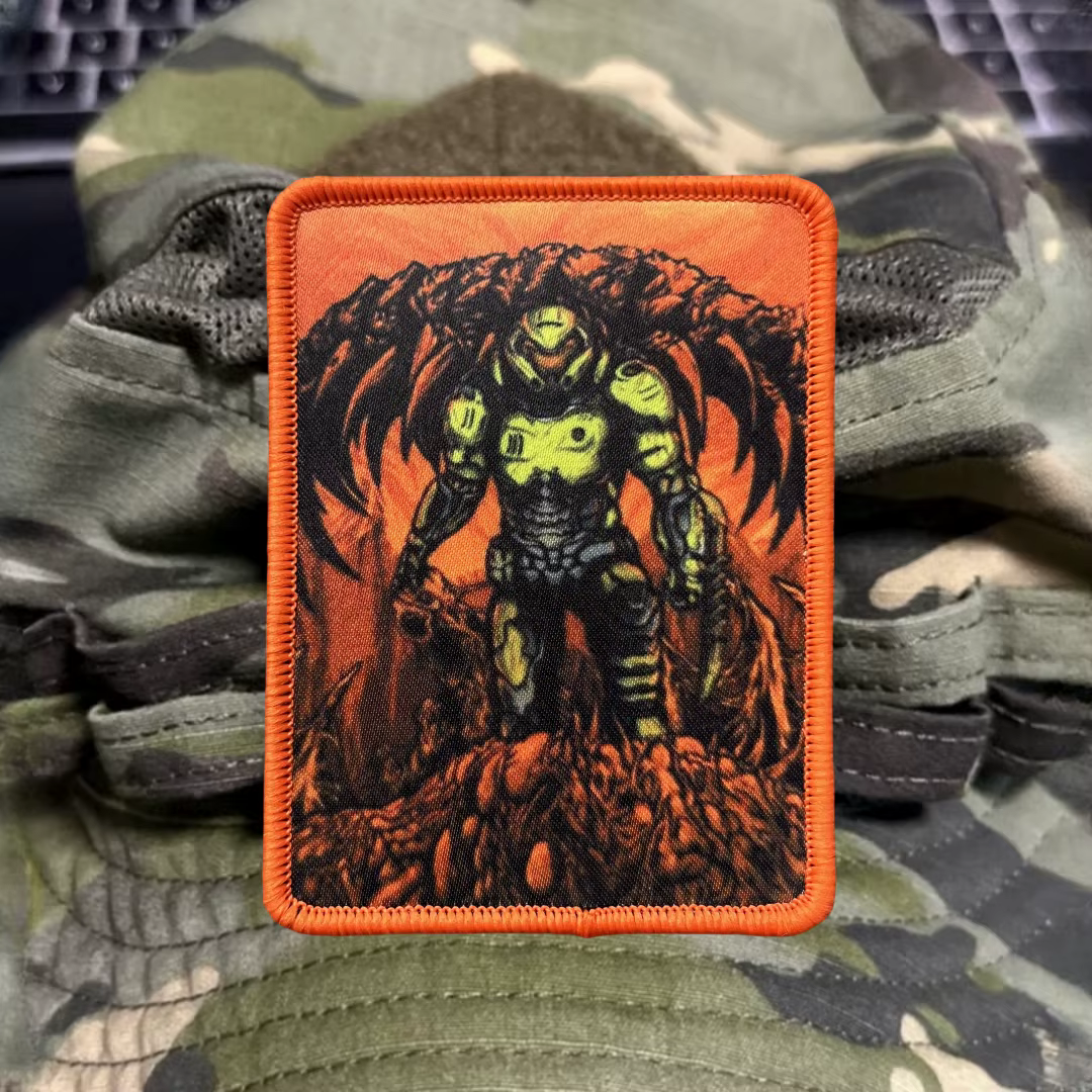 Parche táctico Doom Morale Guy – Velcro para ropa y mochila - imagen 3
