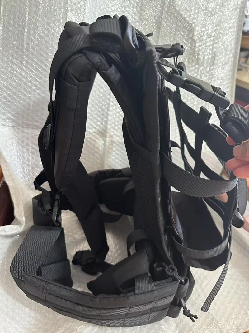 Deportes al aire libre transmisor multifuncional Radio disipación de calor mochila estante trasero - imagen 2