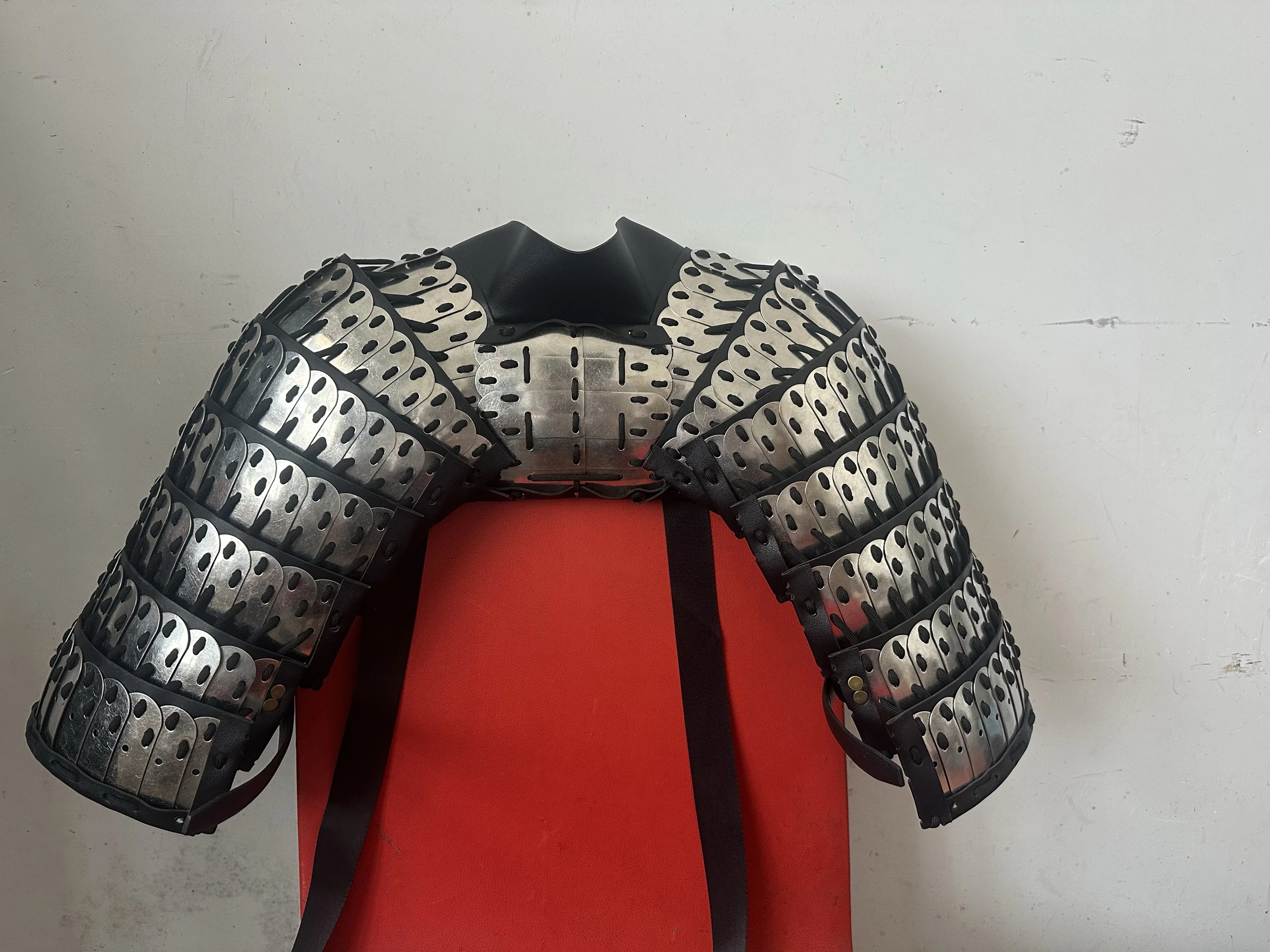 Poncho de una pieza, armadura de hombro, armadura de corbata táctica, equipo de protección de acero inoxidable - imagen 2