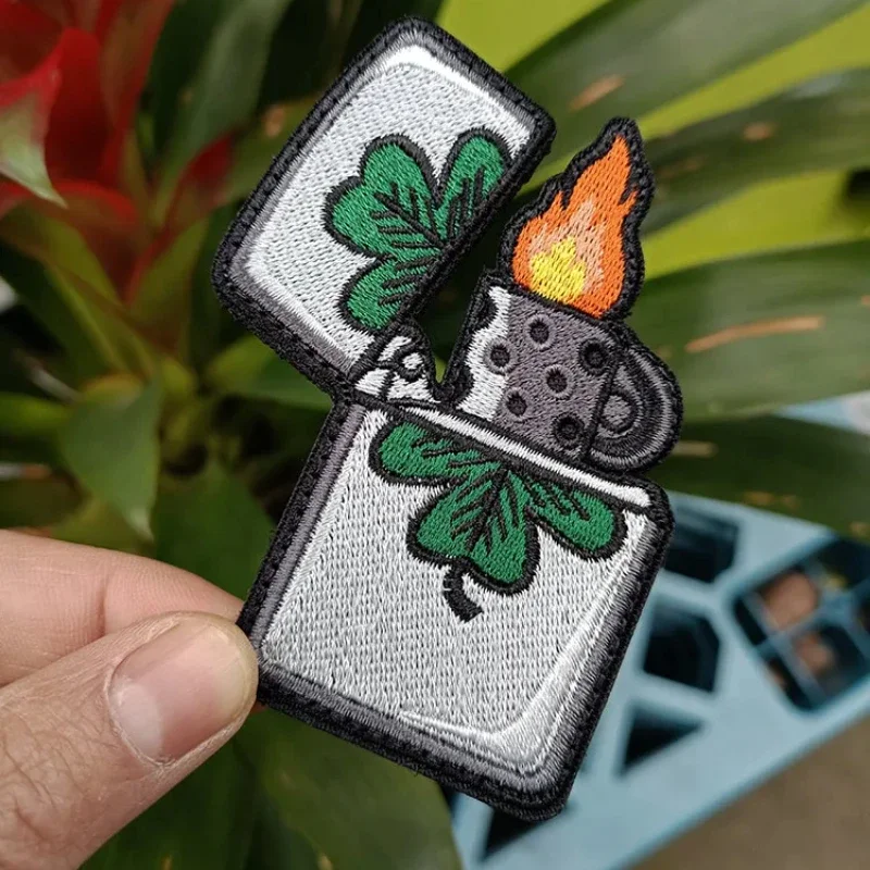 Parches creativos bordados de trébol de la suerte, Parche de gancho y bucle, insignia de moral de encendedor de la suerte, accesorios de mochila táctica DIY - imagen 4