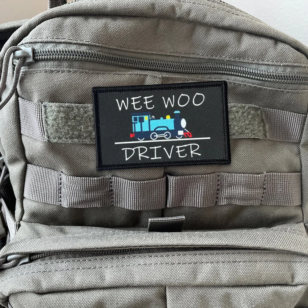 Parche táctico de moral de ingeniero de tren Wee Woo, parche divertido de gancho y bucle, insignia militar, brazalete, pegatinas para mochila - imagen 3