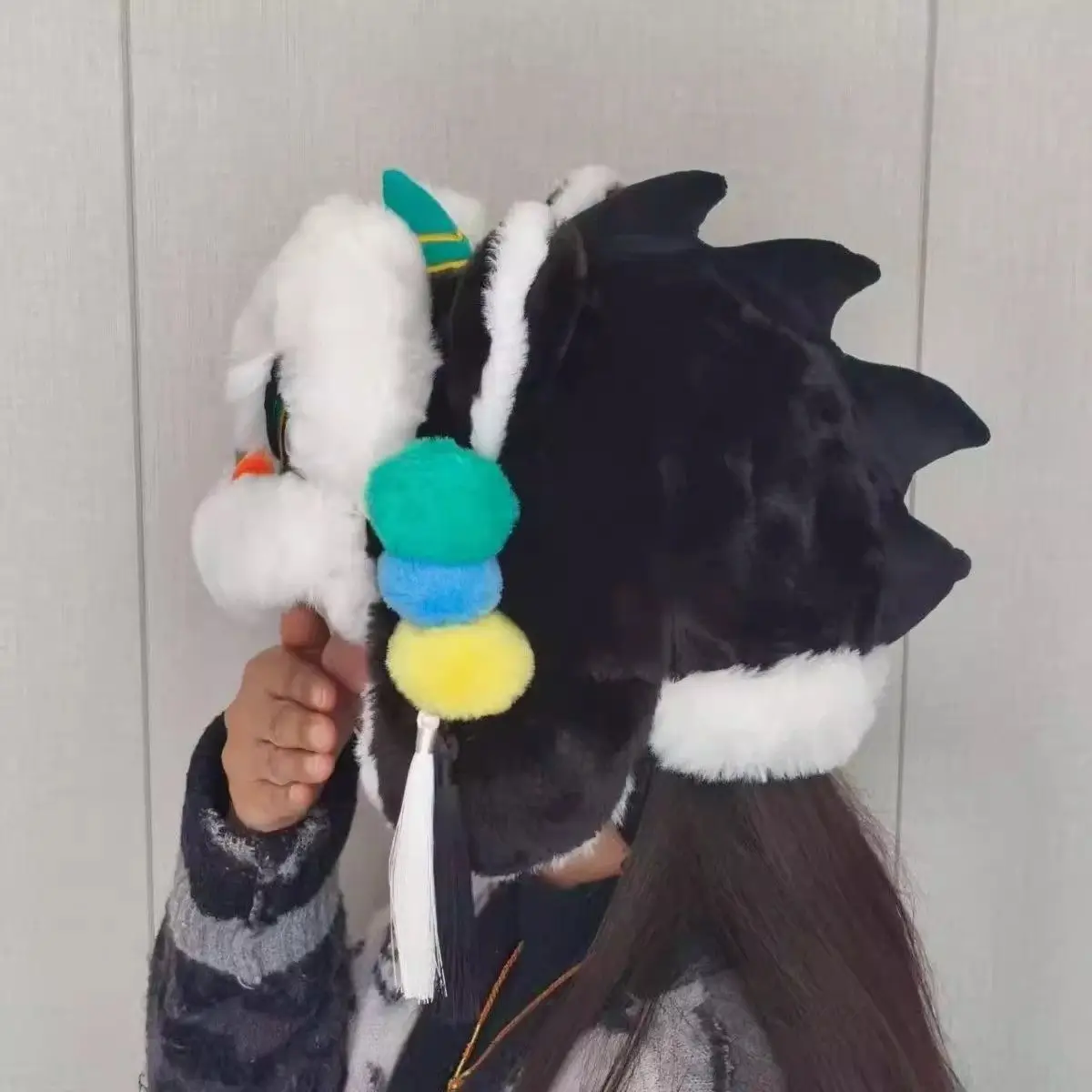 Cubierta táctica para casco de danza del león, gorro de felpa con diseño de león, gorro cálido para esquiar, vehículo eléctrico, equipo para actividades al aire libre en invierno - imagen 3