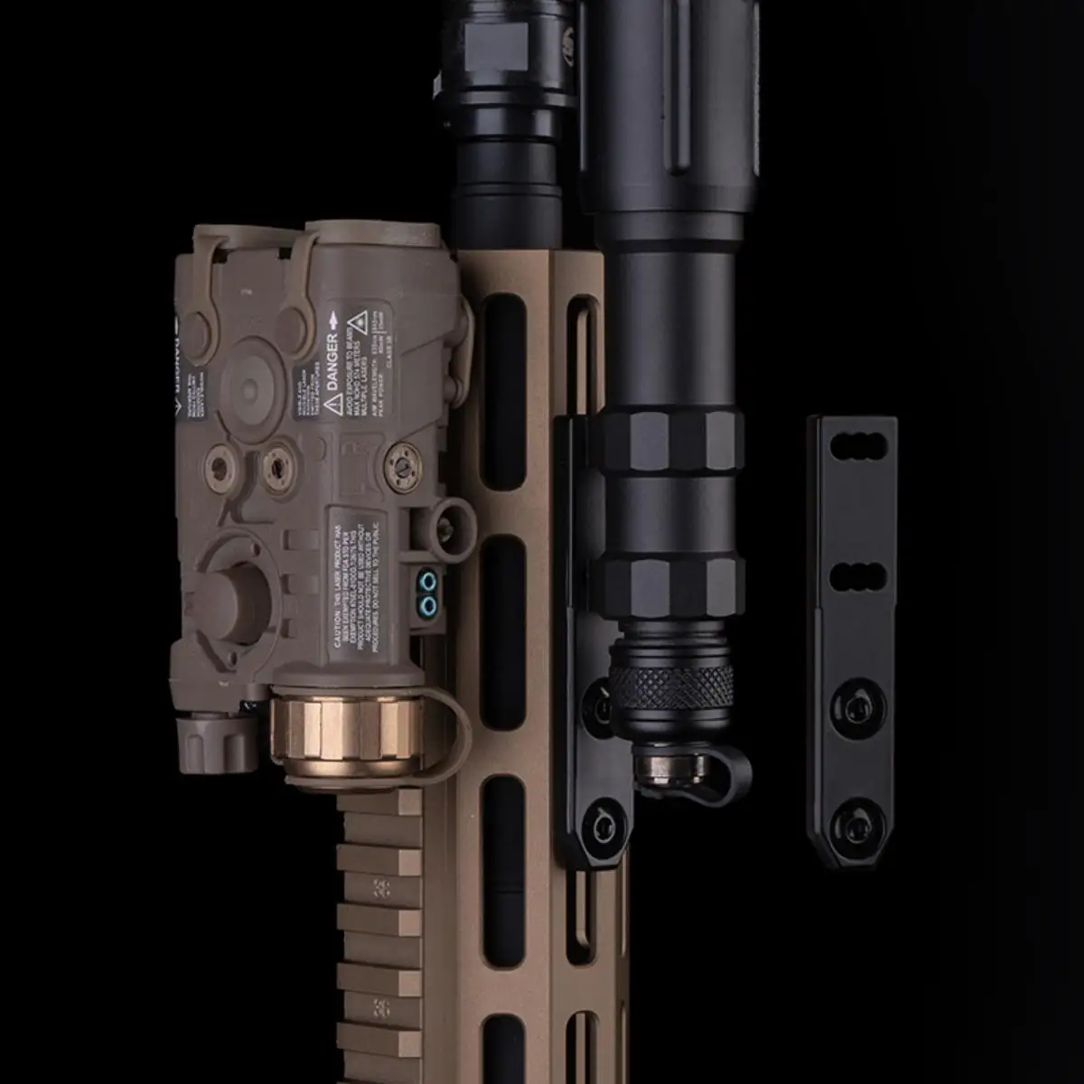 Soporte M-LOK en línea para linterna táctica HS - imagen 5