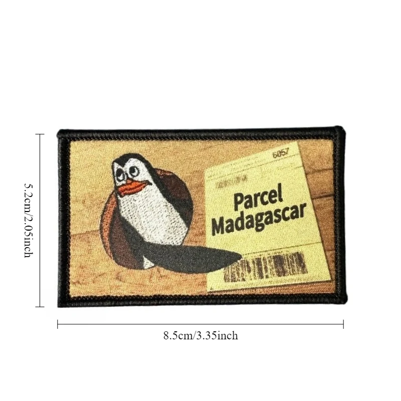 Parche táctico de pingüino "Paquetes de Madagascar", insignia de moral con gancho y bucle de impresión divertida, brazalete militar, pegatinas para mochila - imagen 4
