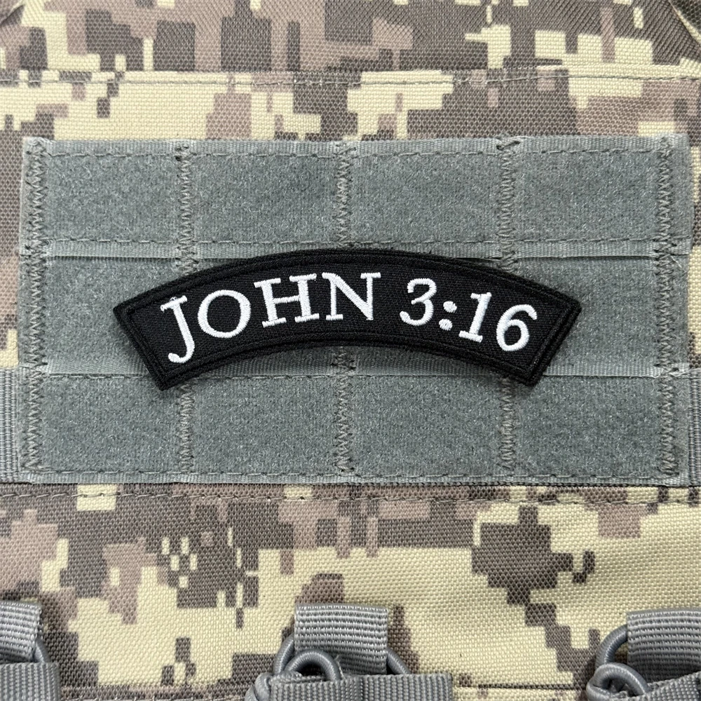 Parche de insignia de moral JOHN 3:16 JESUS FORGIVES, parches de gancho y bucle bordados militares tácticos para ropa, pegatinas para mochila - imagen 2