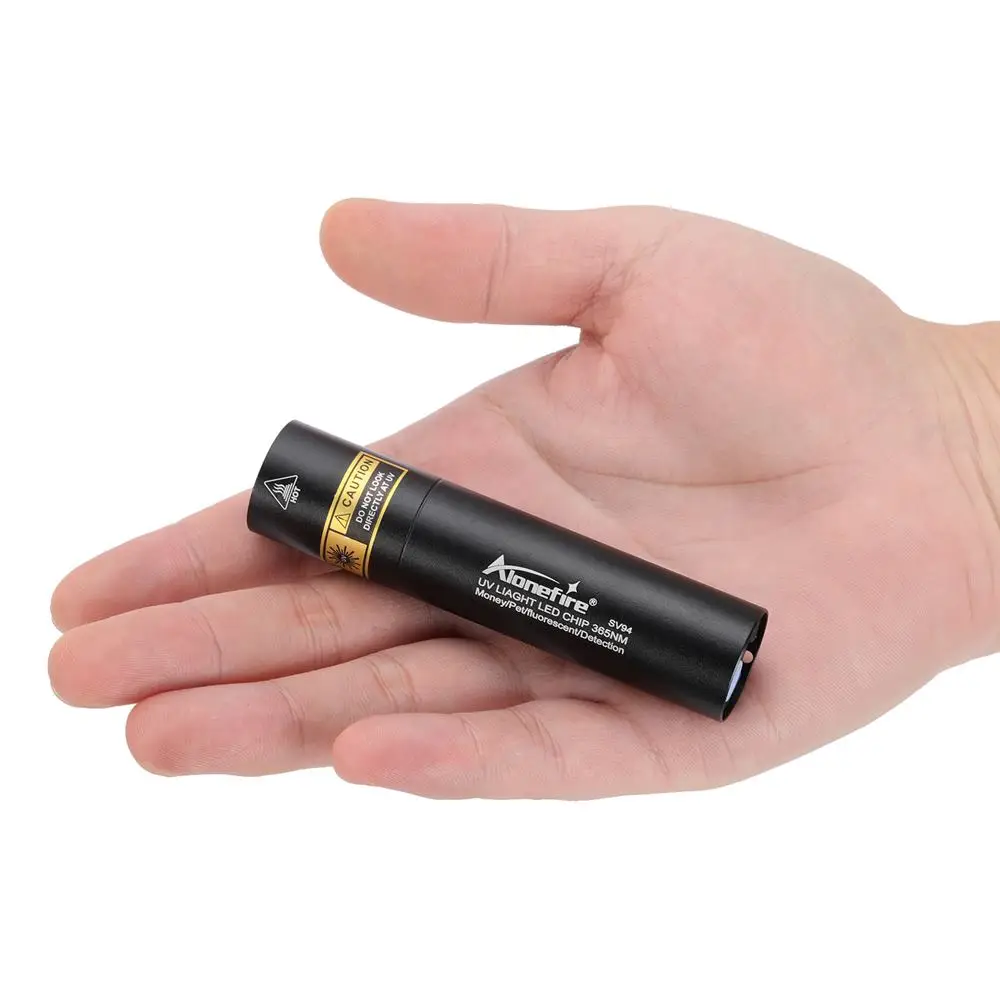 Mini linterna UV recargable 365-395nm – Detección fluidos y materiales - imagen 2