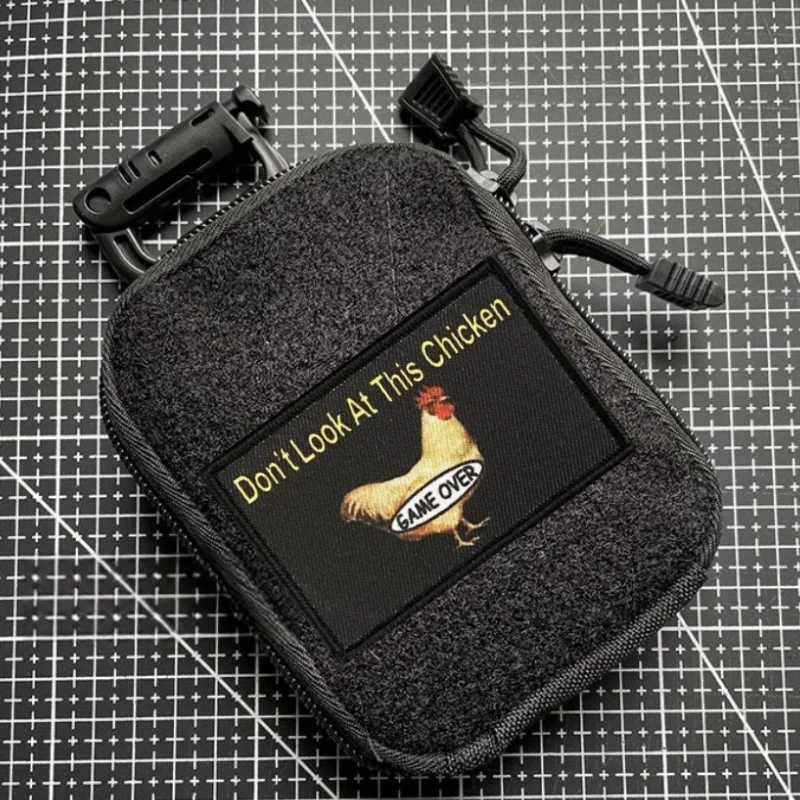 No parezca este parche con estampado de pollo insignia de moral militar táctica gancho y bucle mochila ropa pegatina decorativa brazalete - imagen 3