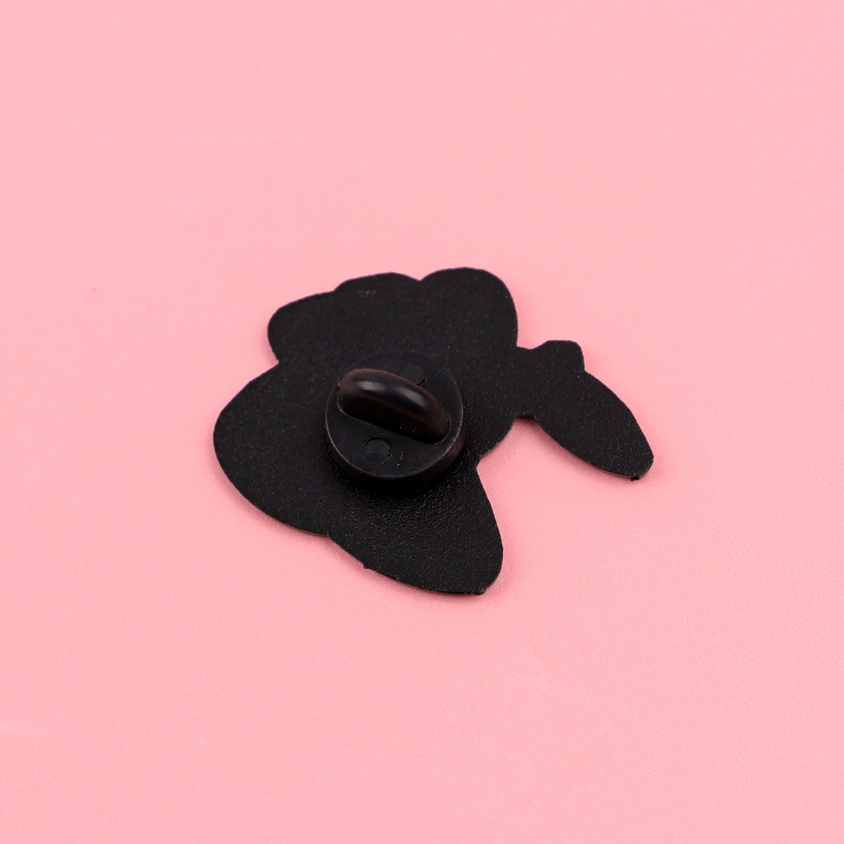 Pin esmaltado de tiburón bonito para solapa, broches de dibujos animados para mujer, decoración de ropa, alfileres de Metal, mochila, sombrero, insignia, accesorios - imagen 4