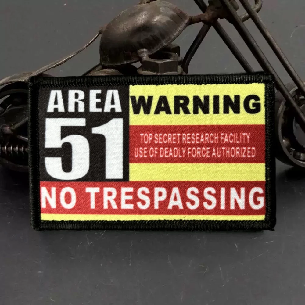 Parche de insignia de moral del Área 51, parche táctico divertido con gancho y bucle, brazalete estampado militar de EE. UU., pegatinas para ropa y mochila - imagen 4
