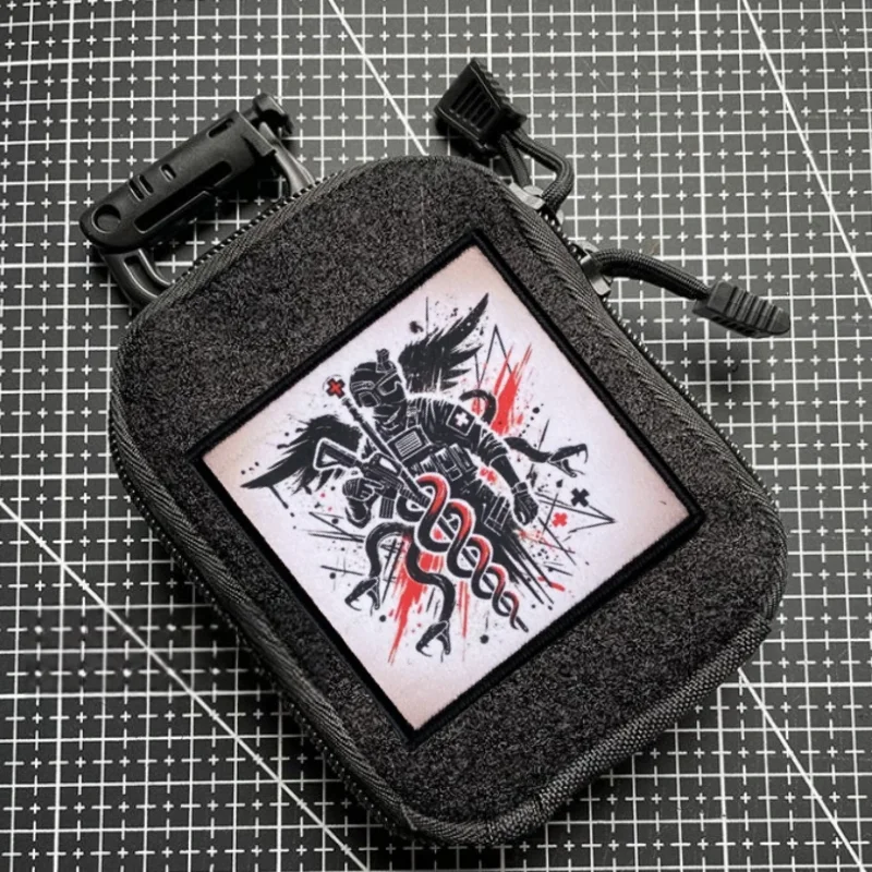 Parche para equipo médico, tácticas militares, insignia de moral, impresión de gancho y bucle, mochila, accesorios de decoración de ropa, pegatinas, brazalete - imagen 3