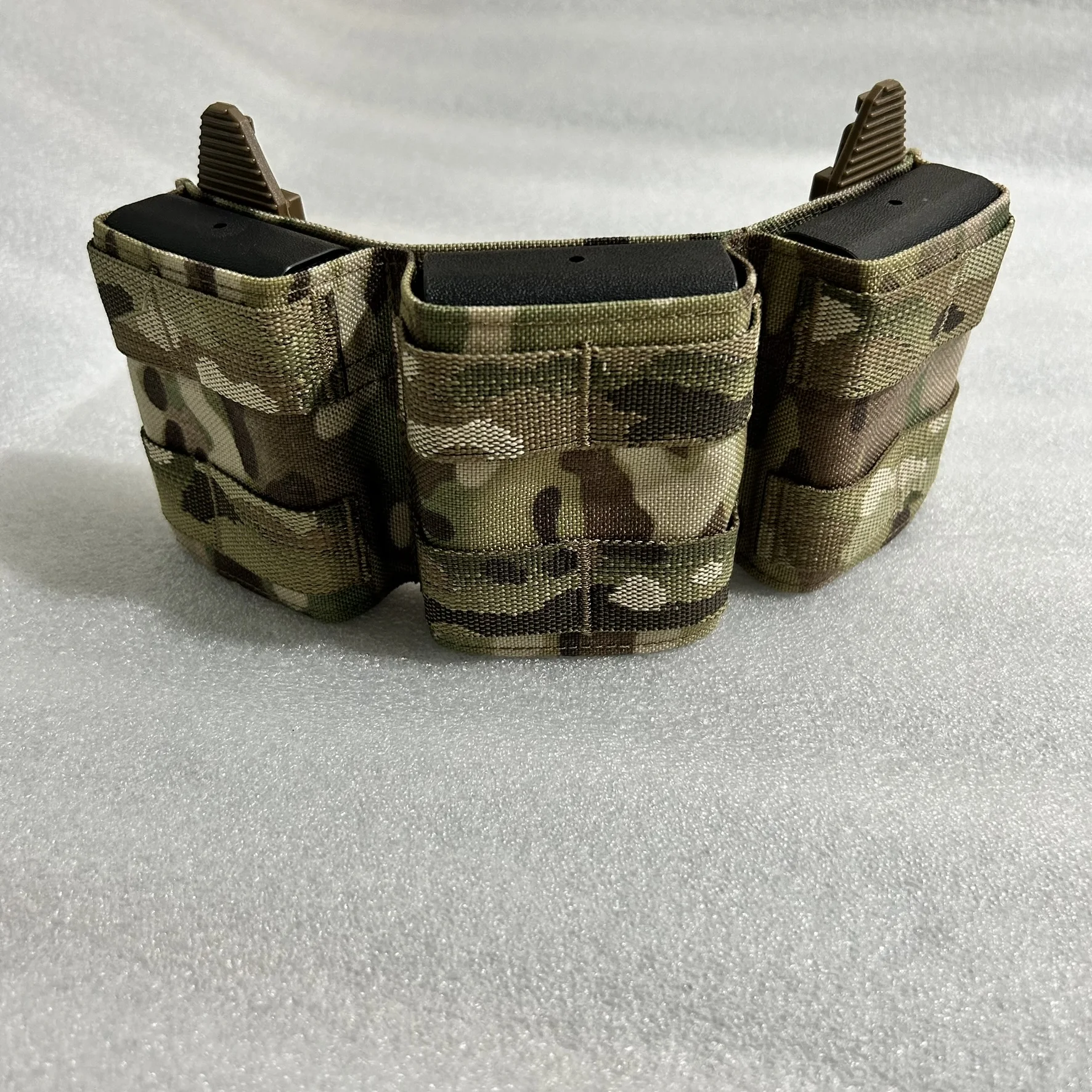 Bolsa para revistas triple lateral III de 5,56 mm con inserto Kydex - Portador de utilidad táctico de montaje lateral para equipo y rango MOLLE