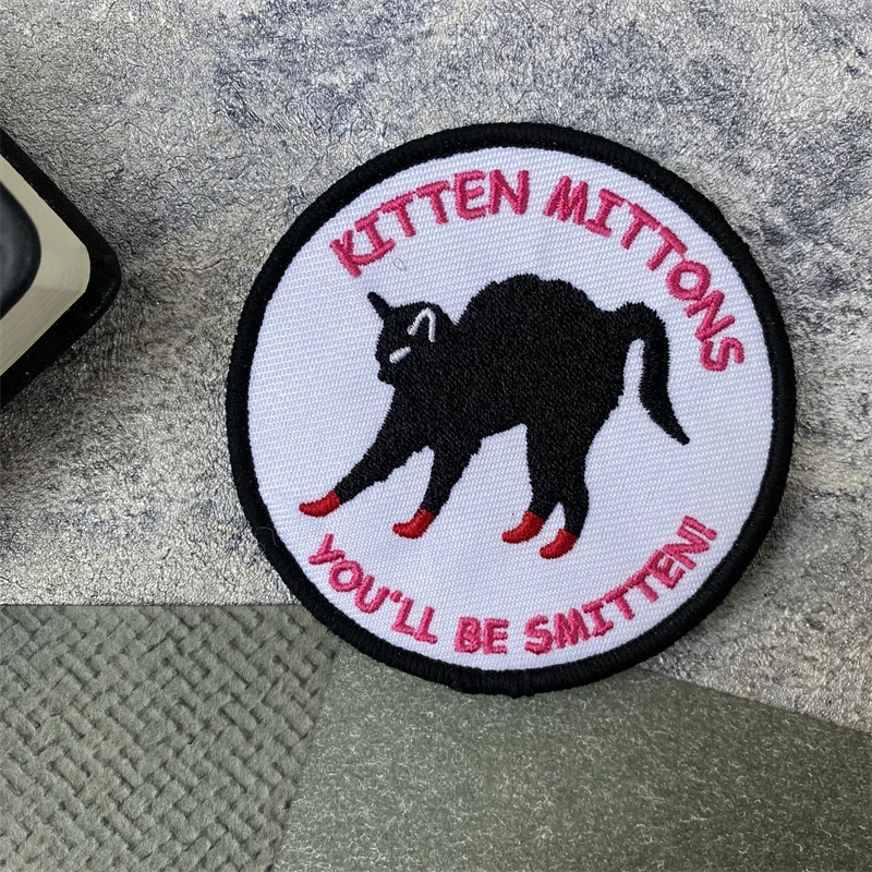 Manoplas de gatito, parche bordado militar de gato táctico, brazalete, insignia de moral, pegatinas para mochila de ropa Hoo & Loop - imagen 4