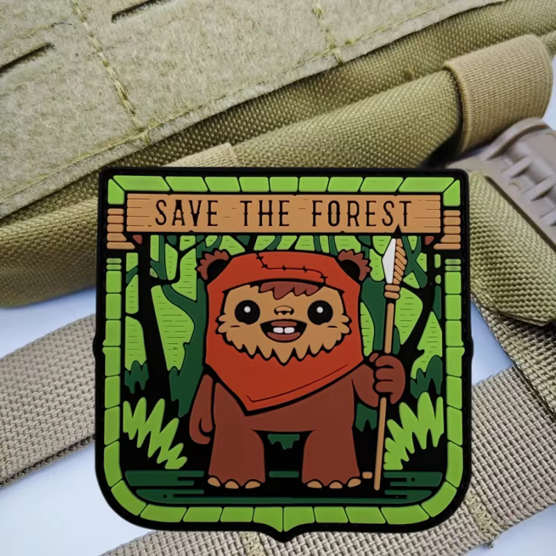 SAVE THE FOREST parche táctico chevron PVC con velcro - imagen 4