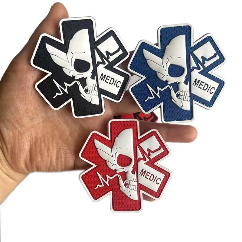 Insignias médicas de PVC 3D, parches de apliques de calavera paramédica con gancho, pegatinas militares tácticas, emblema de rescate para casco, mochila - imagen 2