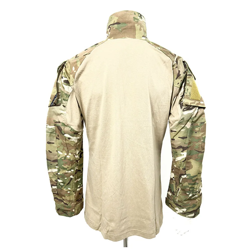 Vista trasera del uniforme con ajuste