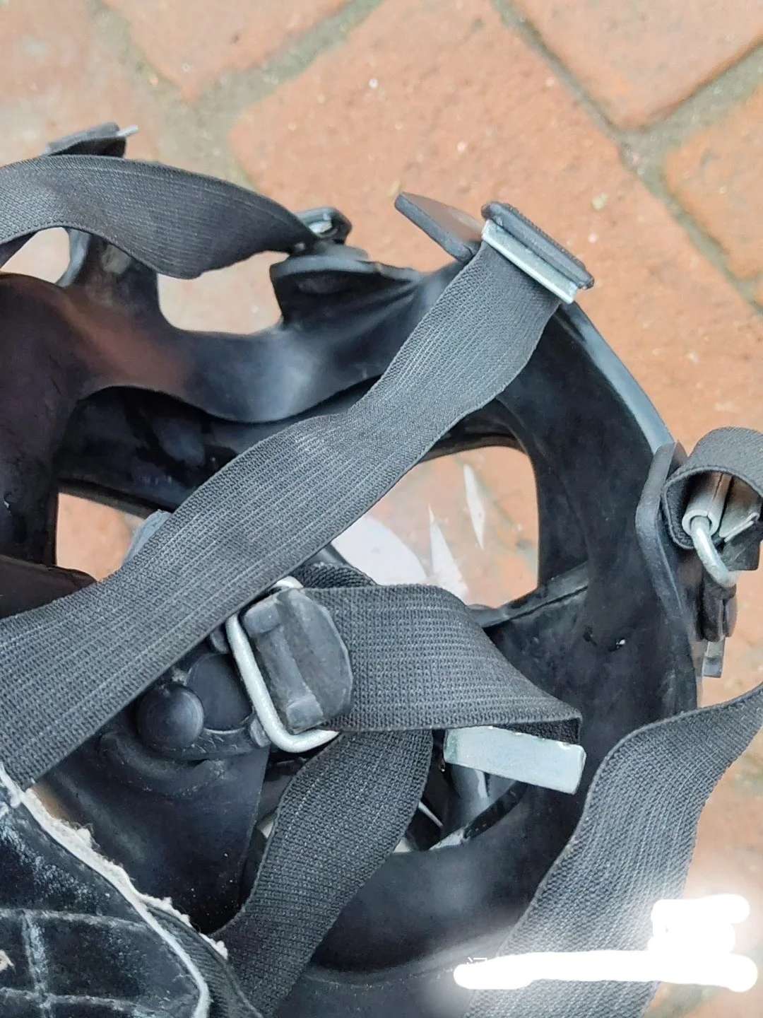 La nueva diadema con máscara protectora tipo 05 con máscara de gas FMJ05 es una versión con banda elástica - imagen 3