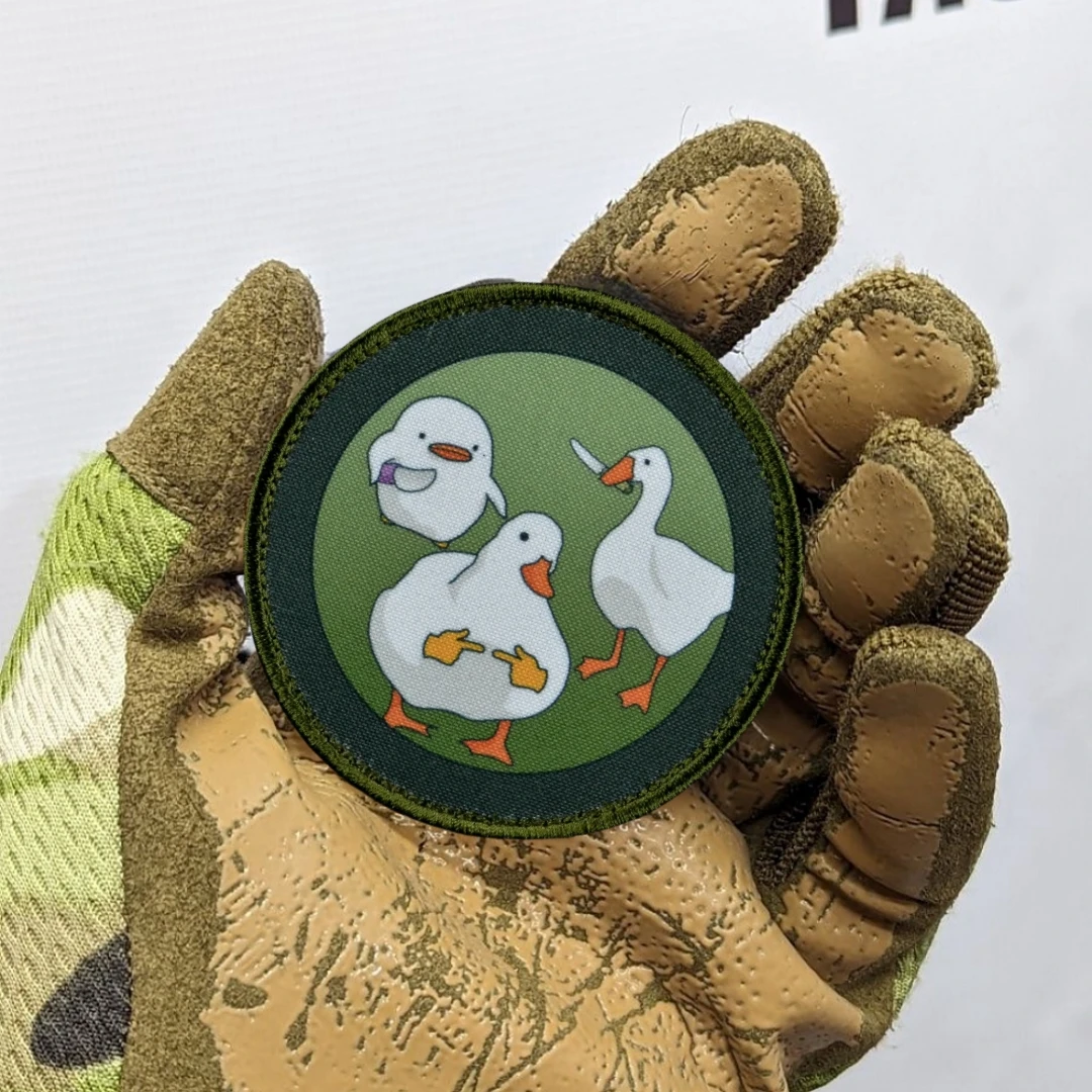 La Paz nunca fue una opción, insignia de moral, parches estampados de gansos felices, mochila táctica, brazalete militar, pegatina y hebillas de nailon - imagen 5