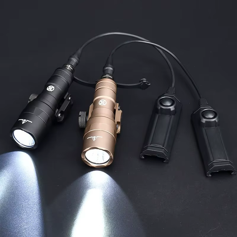 WADSN-miniluz de explorador M300C con interruptor de doble función, linterna blanca M300, foco para arma de caza al aire libre, compatible con riel de 20MM - imagen 3