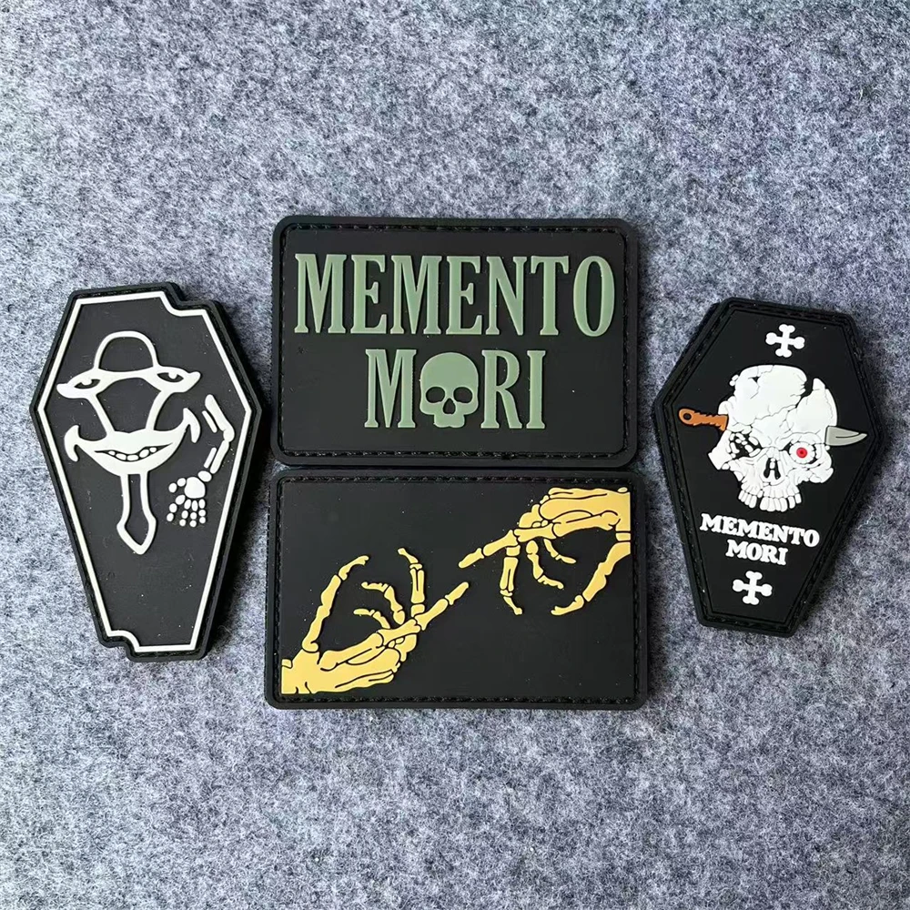 Insignia de moral conmemorativa de esqueleto táctico, parches de gancho y bucle de calavera de Memento Mori, brazalete militar, pegatina para mochila para ropa - imagen 3