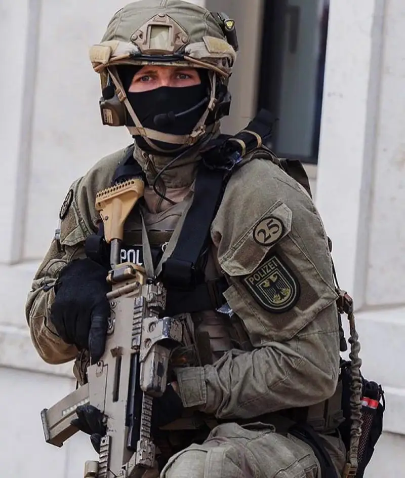 Abrigo táctico para hombre, chaqueta de rana para jóvenes, estilo fino, primavera y otoño - imagen 3