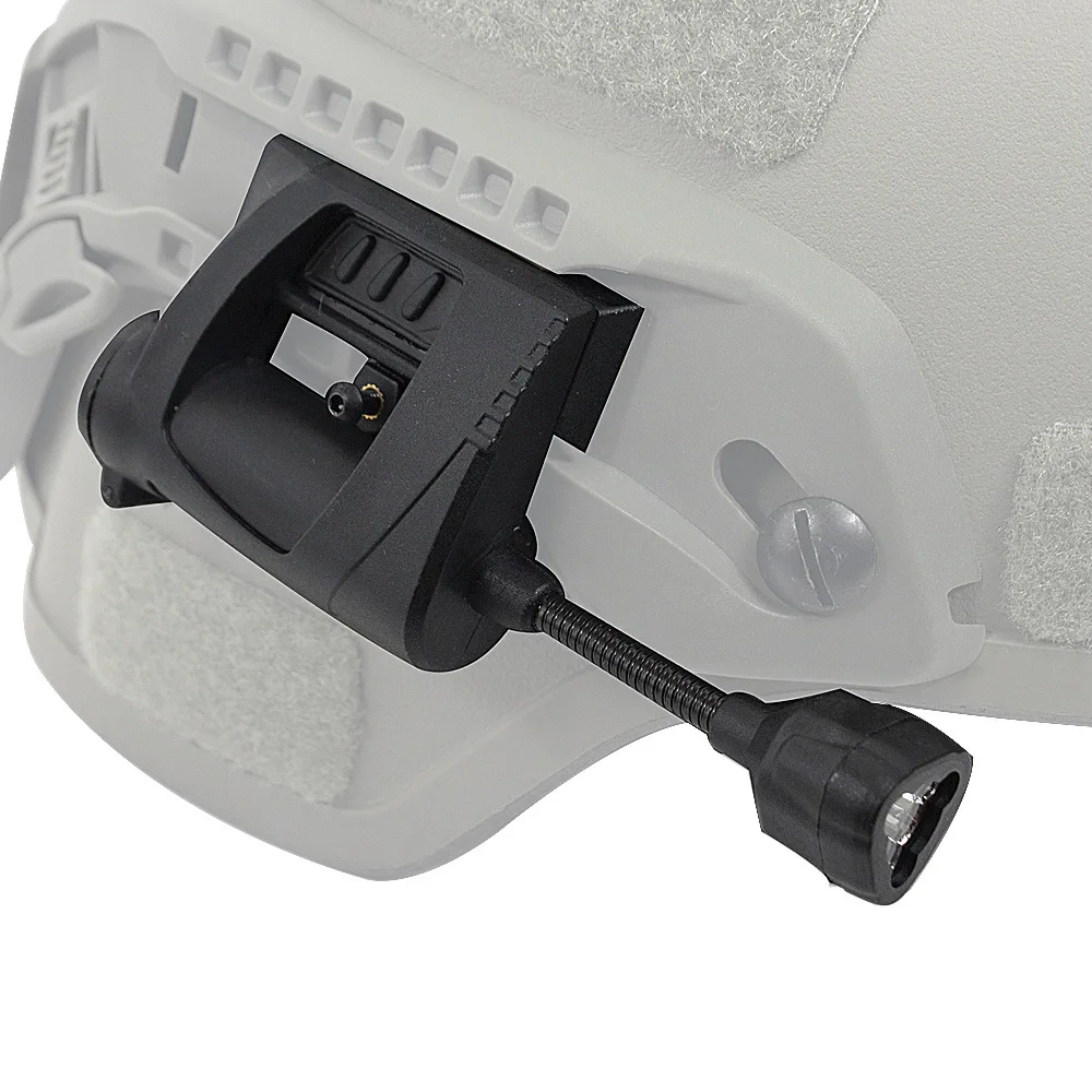 MPLS Lámpara de casco táctico de tres niveles y tres colores Linterna frontal alimentada por batería para exteriores - imagen 5