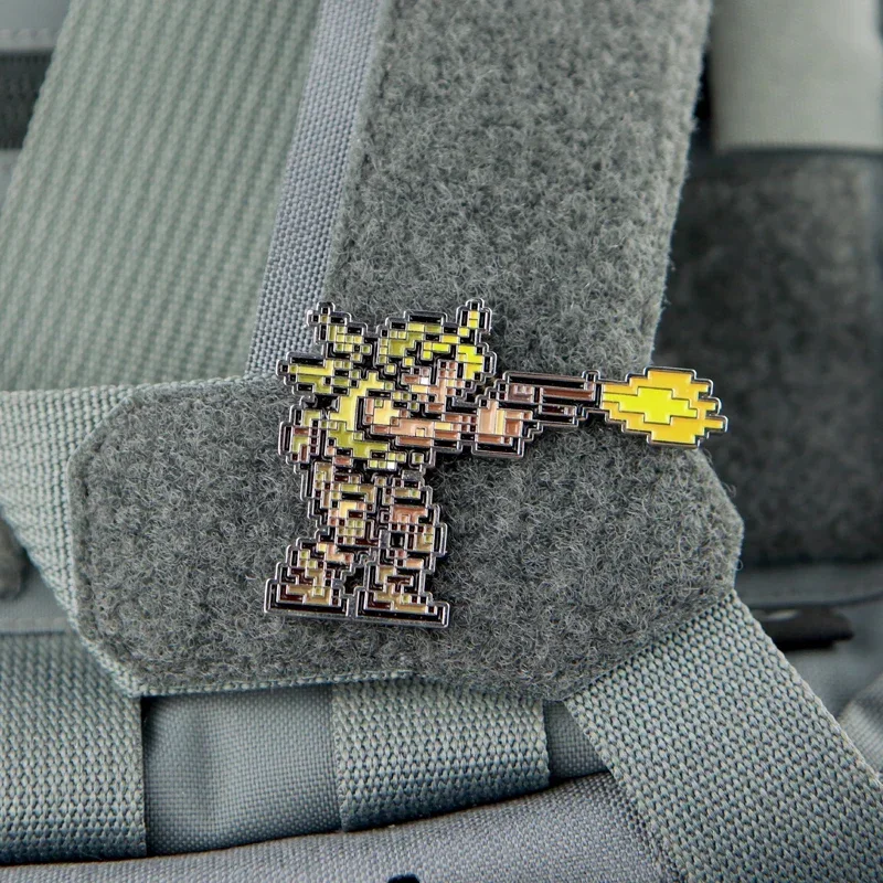 Insignia de moral de estilo píxel de mosaico de memoria infantil de juego Arcade, parches de gancho y bucle de Metal, pegatina de decoración de mochila táctica - imagen 5