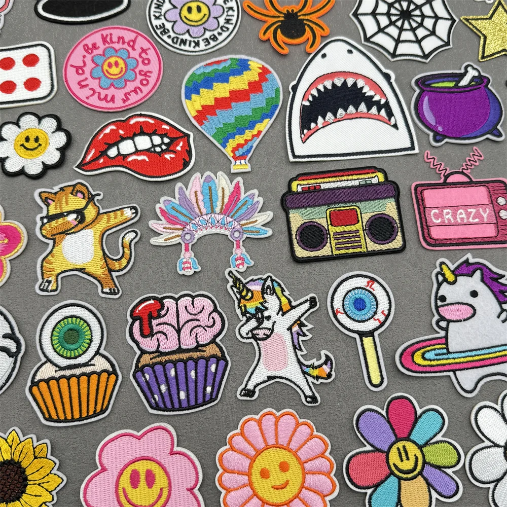 Parches bordados de margaritas y girasoles para ropa, parches para planchar DIY, parches fusibles de dibujos animados para ropa, apliques adhesivos